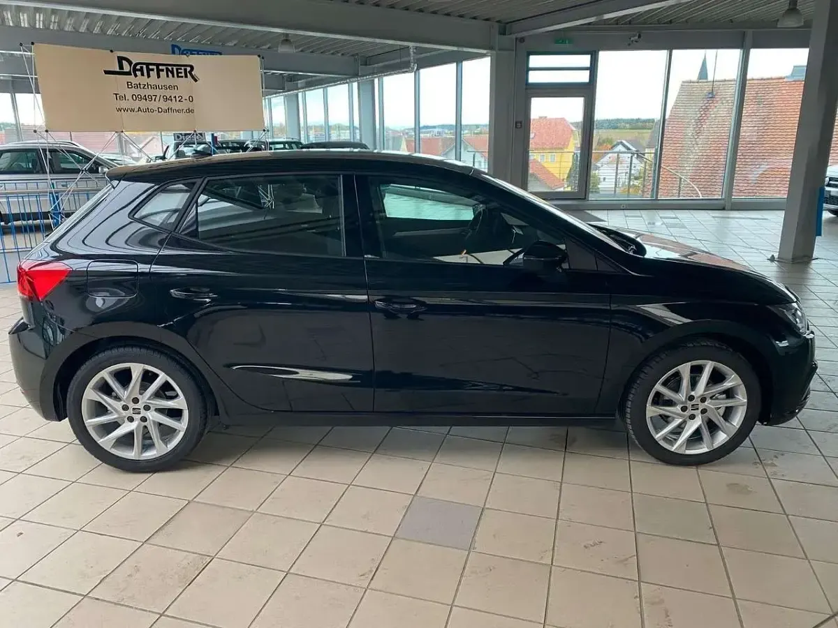 Gebraucht Seat Ibiza FR 116 PS (85 kW) 2025 Schwarz Limousine