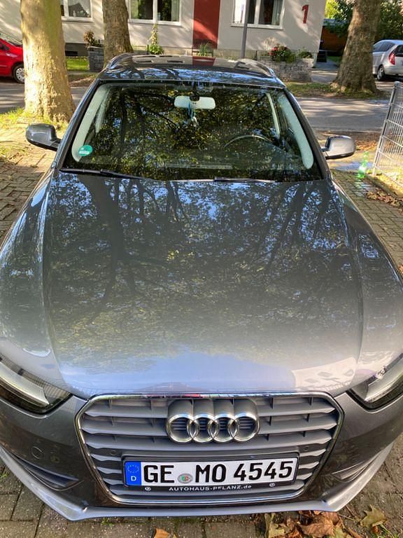 Gebraucht Audi A4 190 PS (139 kW) 2015 Grau Kombi