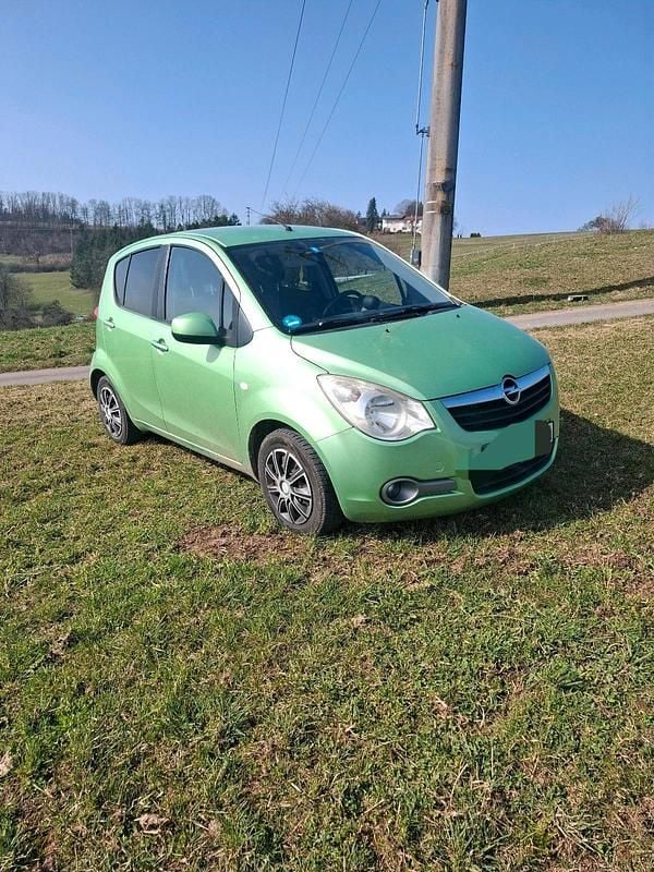 Gebraucht Opel Agila 65 PS (47 kW) 2008 Grün Kleinwagen