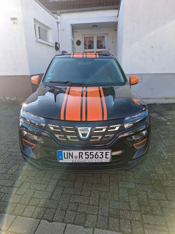 Gebraucht Dacia Spring Comfort Plus 33 kW (45 PS) 2022 Schwarz Kleinwagen