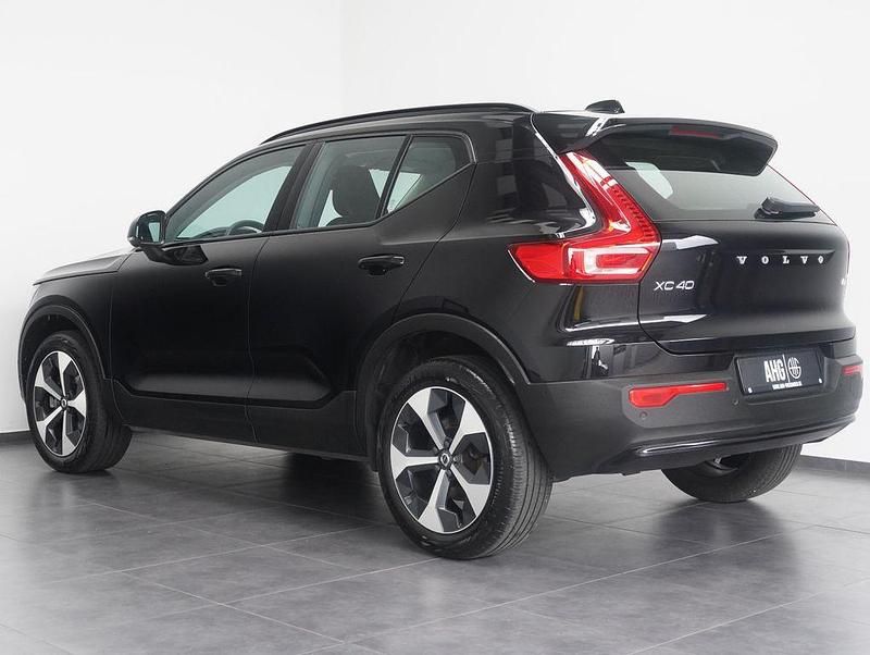 Gebraucht Volvo XC40 Plus 197 PS (144 kW) 2023 Schwarz SUV