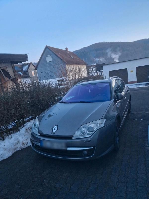 Gold Gebraucht 2008 Renault Laguna III Kombi | 3.750 € (Fairer Preis) - Bild 1/4