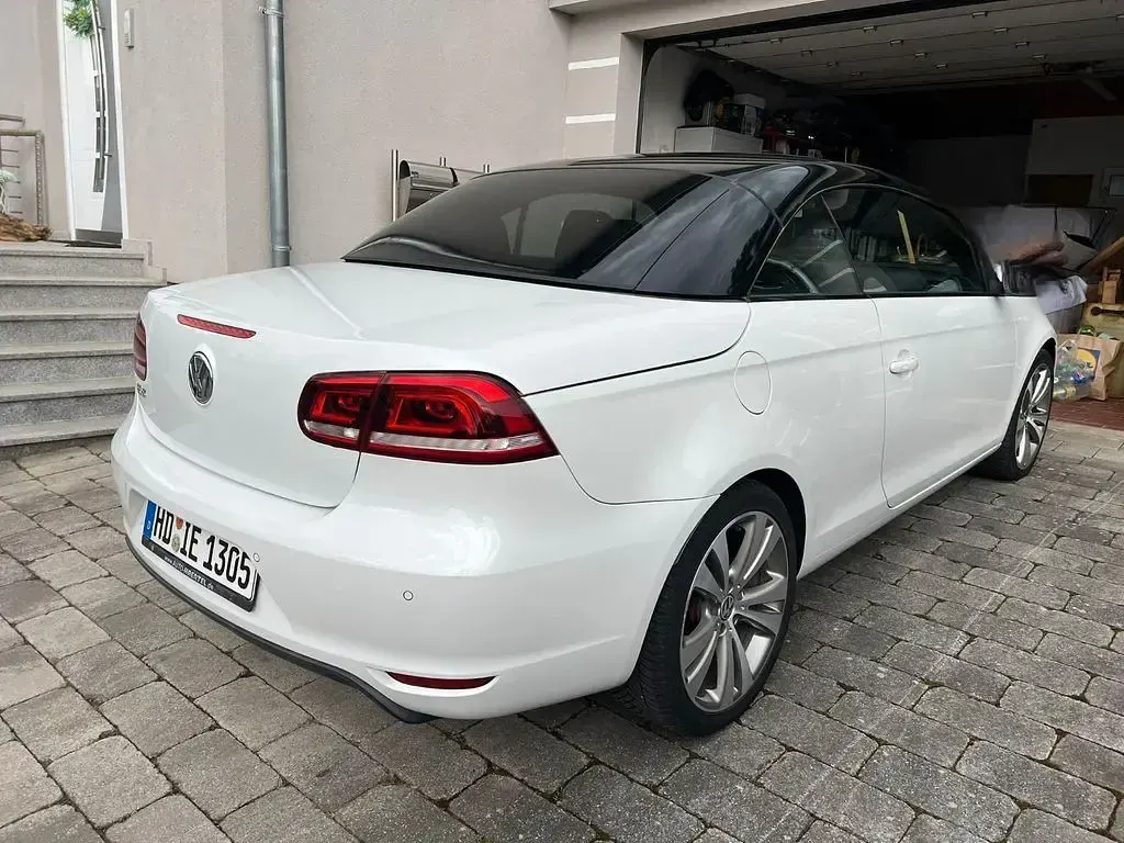 Gebraucht VW Eos Sportline 211 PS (155 kW) 2012 Weiß Cabrio