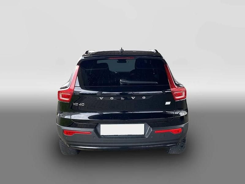 Gebraucht Volvo XC40 Core 169 kW (231 PS) 2023 Schwarz SUV