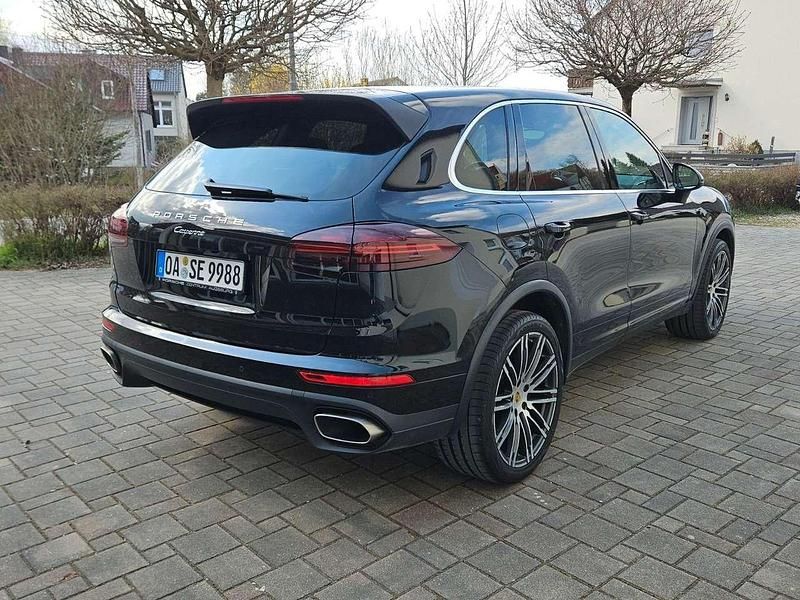 Second-hand Porsche Cayenne 262 CP (192 kW) 2016 Negru SUV