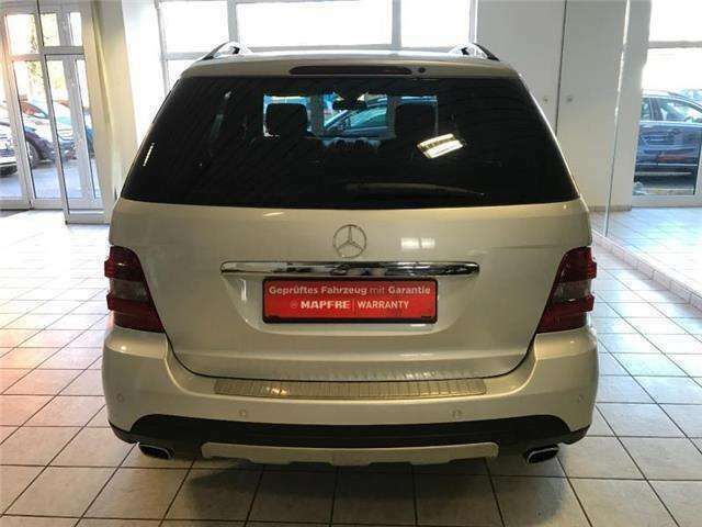 Gebraucht Mercedes ML320 224 PS (164 kW) 2006 Silber SUV