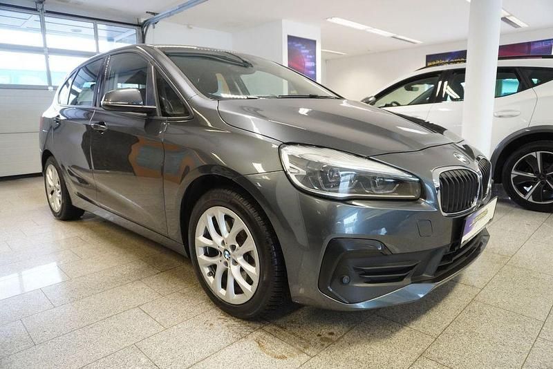 Gebraucht BMW 225 Active Tourer iPerformance 224 PS (164 kW) 2021 Grau Van / Kleinbus
