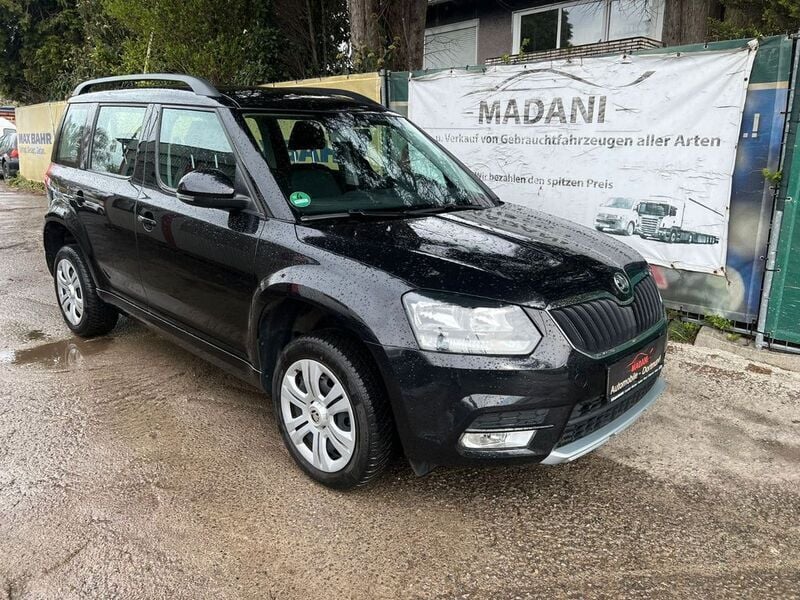 Schwarz Gebraucht 2017 Skoda Yeti Style SUV | 9.999 € (Guter Preis) - Bild 1/4