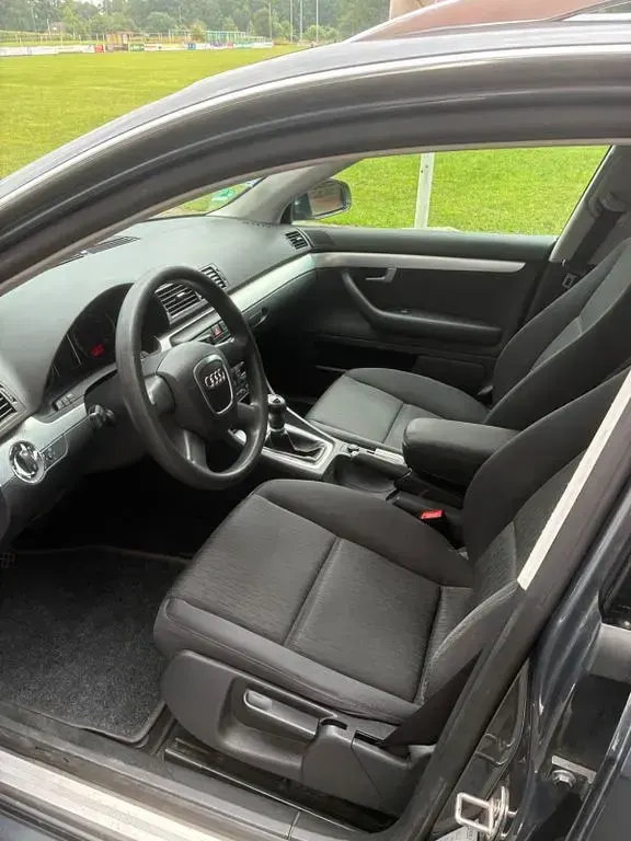 Gebraucht Audi A4 140 PS (102 kW) 2005 Grau Kombi