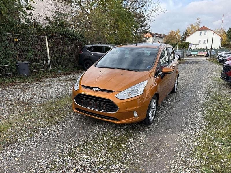 Occasion Ford B-MAX Titanium 125 ch (91 kW) 2016 Orange Monospace