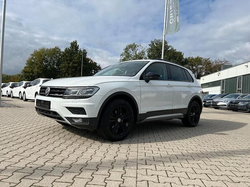 Pure white Gebraucht 2020 VW Tiguan SUV | 24.990 € (Guter Preis) - Bild 1/4