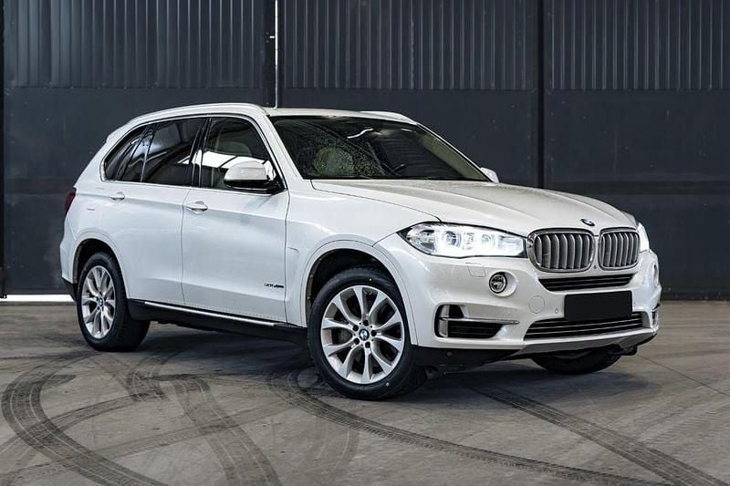 Gebraucht BMW X5 449 PS (330 kW) 2014 Weiß SUV
