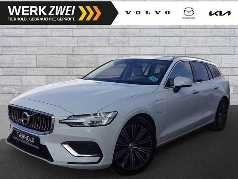 Ice white / solid Gebraucht 2021 Volvo V60 Inscription Kombi | 33.900 € (Fairer Preis) - Bild 1/4