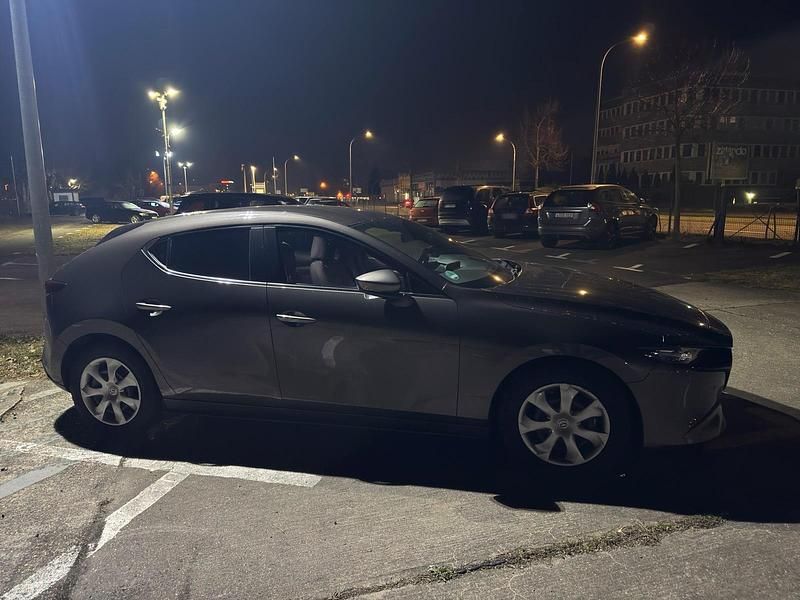 Second-hand Mazda 3 122 CP (89 kW) 2019 Maro Hatchback
