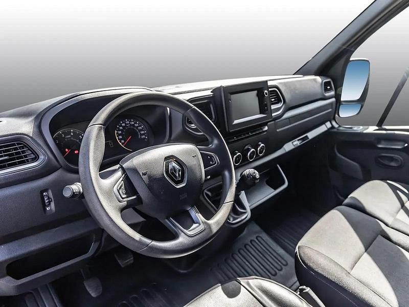 Second-hand Renault Master 135 CP (99 kW) 2022 Gri Monovolum