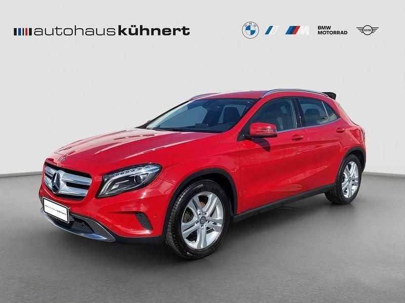Jupiter red Gebraucht 2016 Mercedes GLA200 Urban SUV | 14.455 € (Superpreis) - Bild 1/4