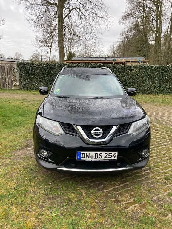 Gebraucht Nissan X-Trail Acenta 140 PS (102 kW) 2016 Schwarz SUV