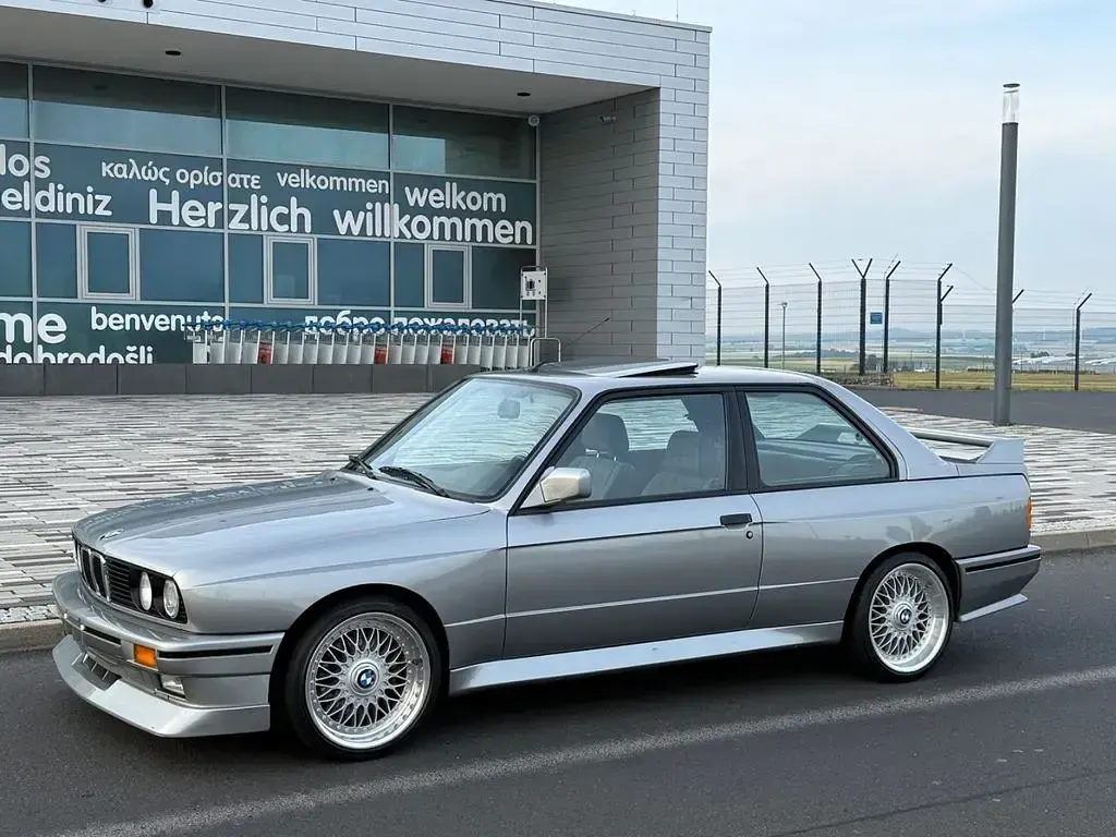 Gebraucht BMW M3 Sport Line 194 PS (142 kW) 1989 Silber