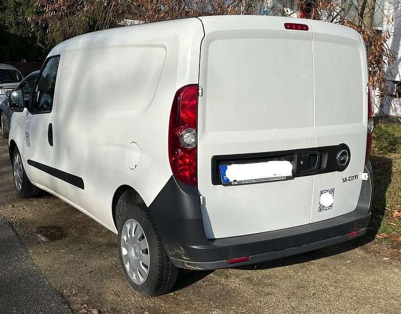 Gebraucht Opel Combo Selection 105 PS (77 kW) 2016 Weiß Kombi