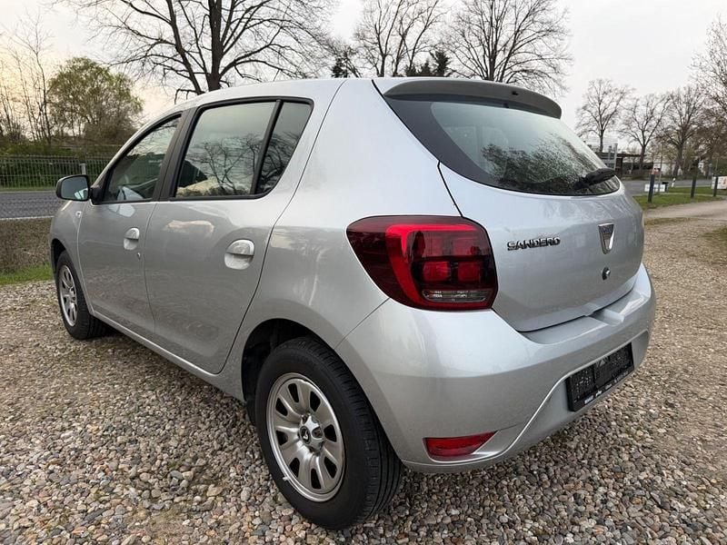 Gebraucht Dacia Sandero 101 PS (74 kW) 2020 Silber Limousine