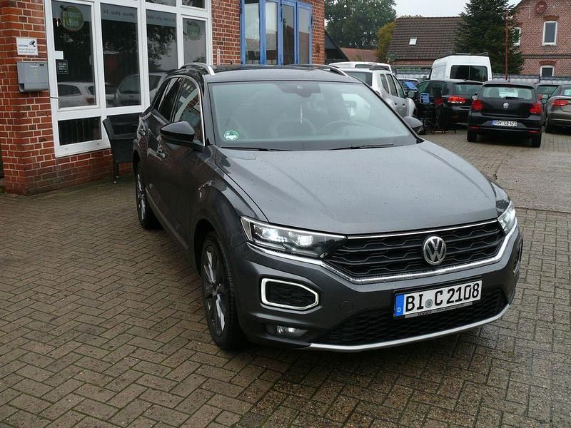 Grau Gebraucht 2018 VW T-Roc Sportline SUV | 18.000 € (Superpreis) - Bild 1/4