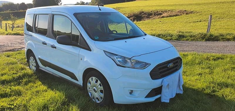 Weiß Gebraucht 2018 Ford Transit Van / Kleinbus | 9.000 € (Teuer) - Bild 1/4