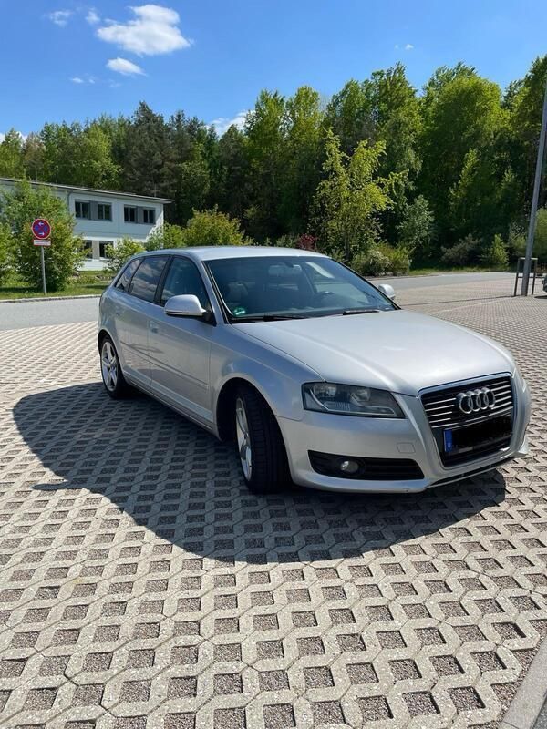Grau Gebraucht 2008 Audi A3 Ambiente Limousine | 2.600 € (Superpreis) - Bild 1/4