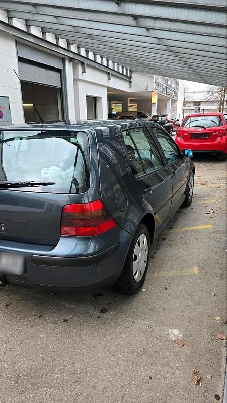 Gebraucht VW Golf IV 75 PS (55 kW) 2000 Grau Limousine