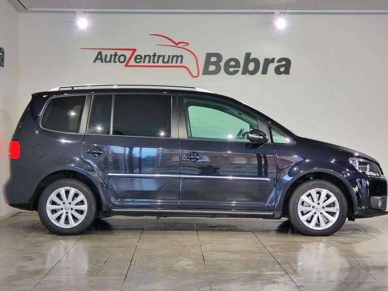 Gebraucht VW Touran Highline 140 PS (102 kW) 2014 Schwarz Van / Kleinbus