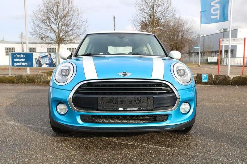 Gebraucht Mini Cooper 136 PS (100 kW) 2018 Blau Kleinwagen