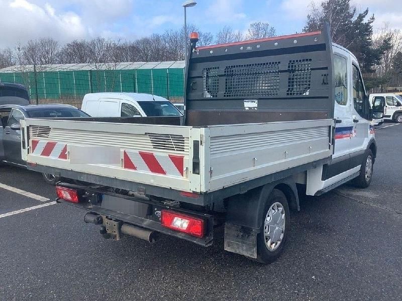 Używany Ford Transit Trend 131 KM (96 kW) 2021 Biały SUV