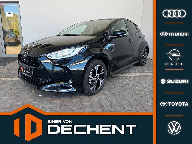 Schwarz Gebraucht 2025 Toyota Yaris Hybrid Limousine | 26.990 € (Fairer Preis) - Bild 1/4