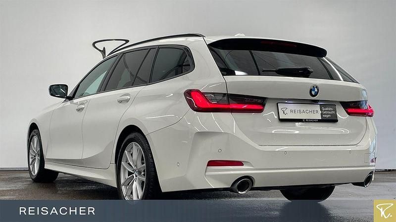 Gebraucht BMW 330 Efficient Dynamics 245 PS (180 kW) 2024 Alpinweiß uni Kombi