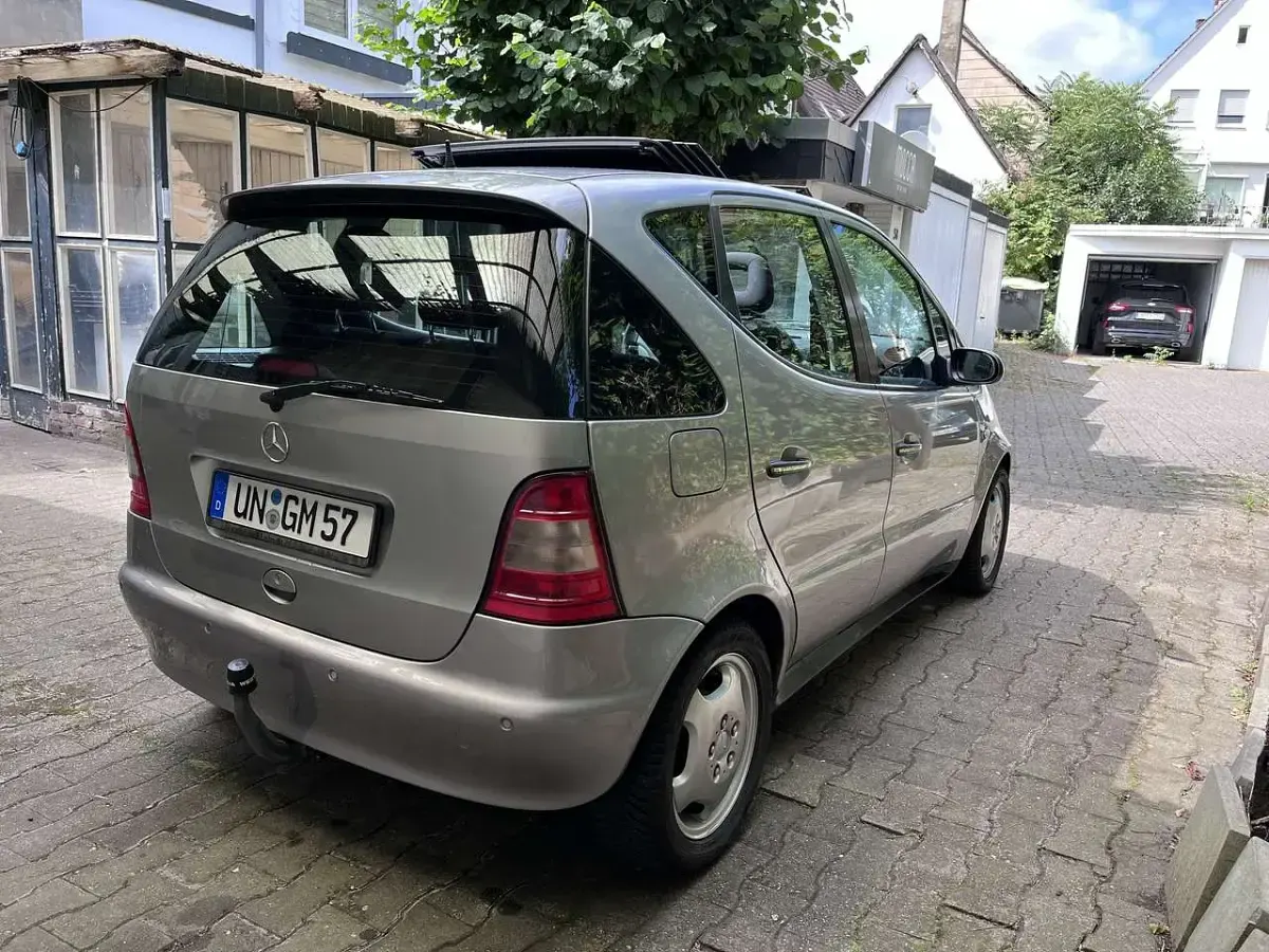 Gebraucht Mercedes A160 Elegance 102 PS (75 kW) 2000 Kleinwagen