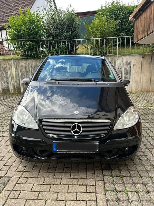 Schwarz Gebraucht 2008 Mercedes A150 Kleinwagen | 3.799 € (Fairer Preis) - Bild 1/4