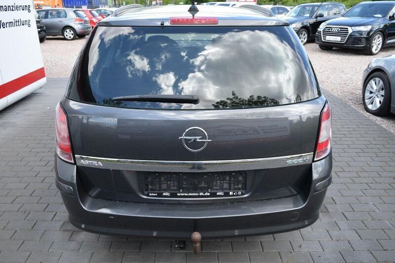 Gebraucht Opel Astra 110 PS (80 kW) 2010 Grau Kombi