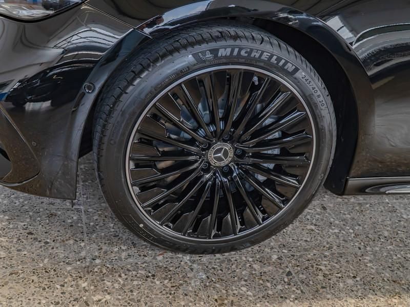 Gebraucht Mercedes E220 AMG 197 PS (144 kW) 2025 Andere farbe Limousine