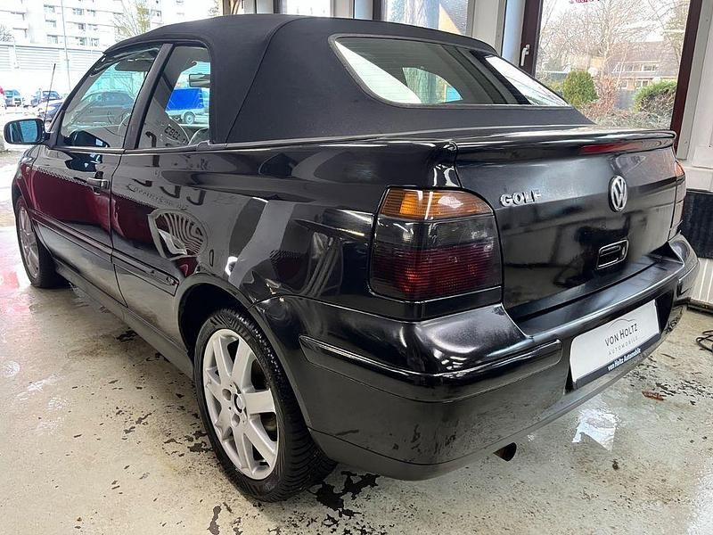 Gebraucht VW Golf Cabriolet 116 PS (85 kW) 1999 Schwarz Cabrio