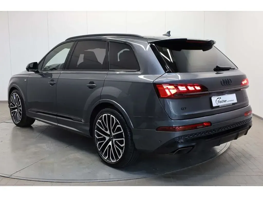 Neu Audi Q7 Business 286 PS (210 kW) 2026 Schwarz SUV