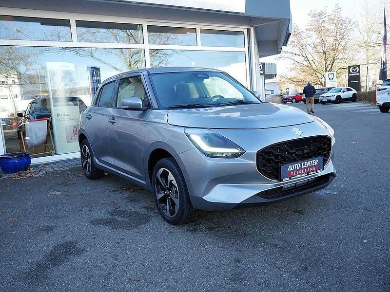 Neu Suzuki Swift Comfort+ 83 PS (61 kW) 2025 Premium silver Kleinwagen