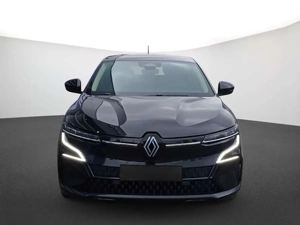 Gebraucht Renault Megane E-Tech Equilibre 96 kW (131 PS) 2023 Sternenschwarz Limousine