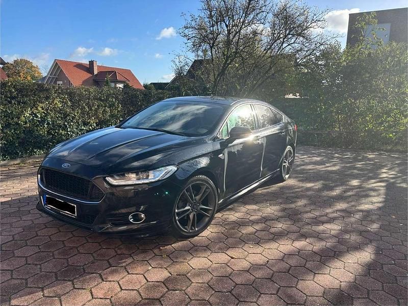 Gebraucht Ford Mondeo ST-Line 241 PS (177 kW) 2017 Schwarz Limousine