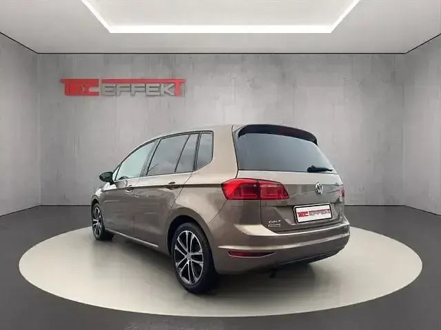 Gebraucht VW Golf VII Comfortline 110 PS (80 kW) 2015 Grau Limousine