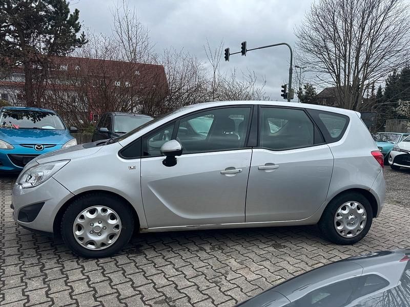 Gebraucht Opel Meriva 120 PS (88 kW) 2010 Silber Van / Kleinbus