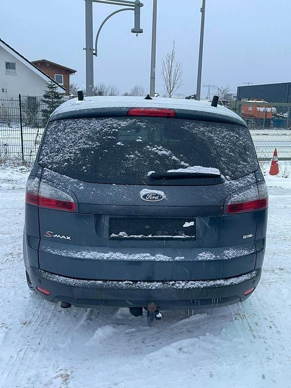 Gebraucht Ford S-MAX Titanium S 140 PS (102 kW) 2009 Schwarz Van / Kleinbus