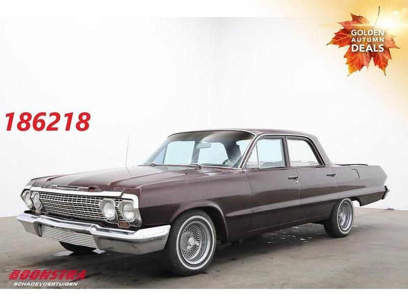 Rot Gebraucht 1963 Chevrolet Bel Air Limousine | 13.950 € - Bild 1/4