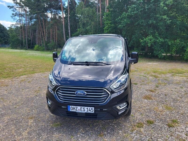 Schwarz Gebraucht 2019 Ford Transit Van / Kleinbus | 38.500 € - Bild 1/4