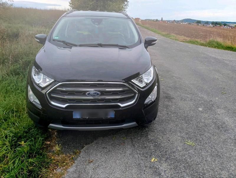 Schwarz Gebraucht 2022 Ford Focus Titanium SUV | 18.500 € (Fairer Preis) - Bild 1/4