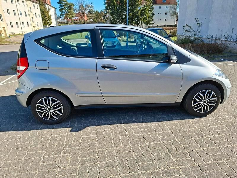 Gebraucht Mercedes A170 115 PS (84 kW) 2007 Silber Limousine