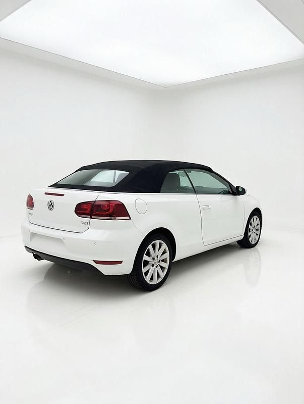 Gebraucht VW Golf Cabriolet 122 PS (89 kW) 2012 Weiß Cabrio